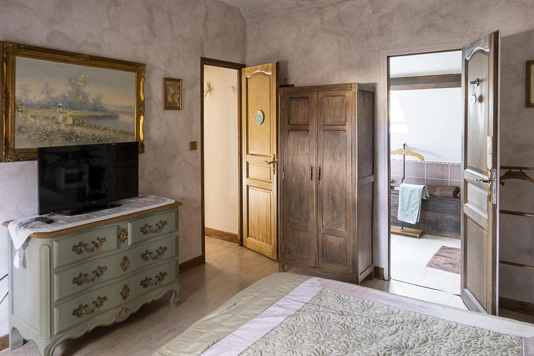 Le Clos Saint Paul - Chambres D'Hotes, Gite Et Spa Pres De Giverny, Vernon, Les Andelys Tourny Room photo
